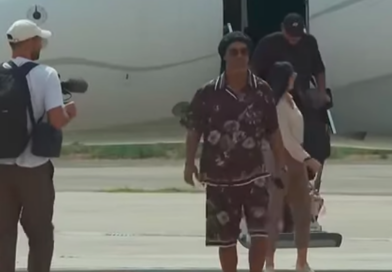 Ronaldinho sort de sa retraite Ronaldinho sort de sa retraite